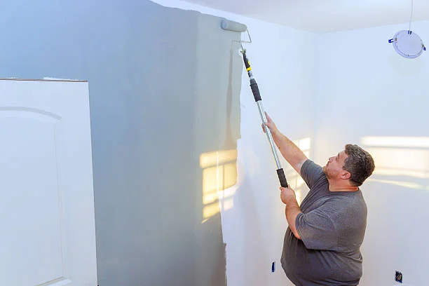 oil paint for wall dubai